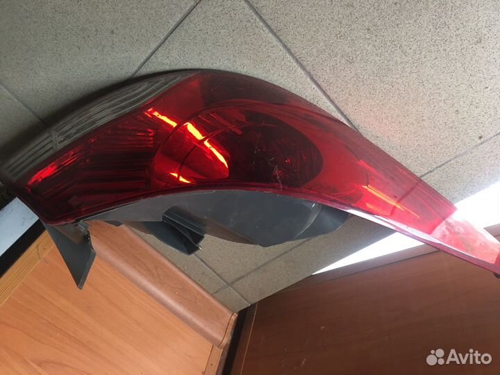 Фара левая hyundai solaris задняя