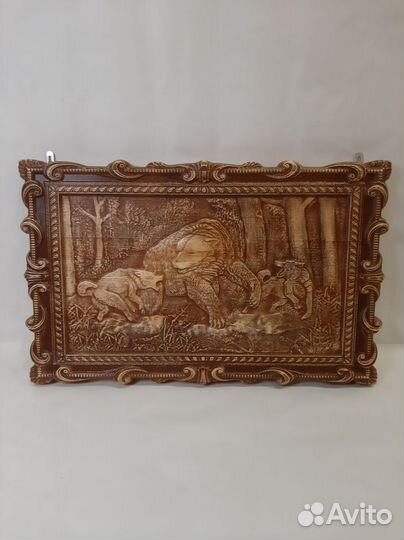 Панно из дерева