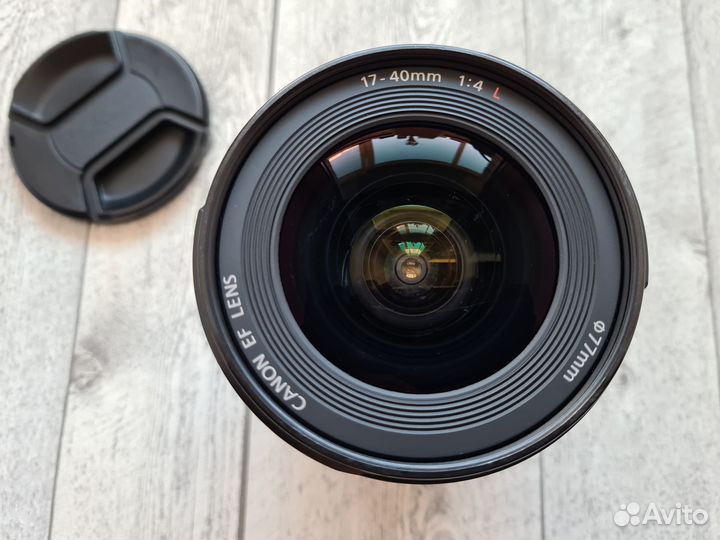 Canon EF 17-40mm f/4L USM