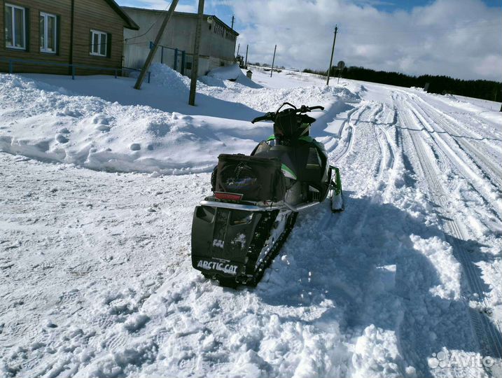 Arctic cat M 1100