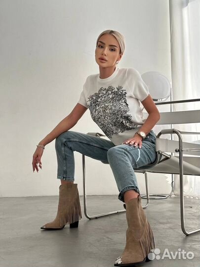 Потрясающая футболка Dior