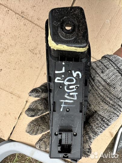 Блок управления стеклоподъемниками Chery Tiggo 5