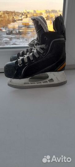 Хоккейные коньки bauer