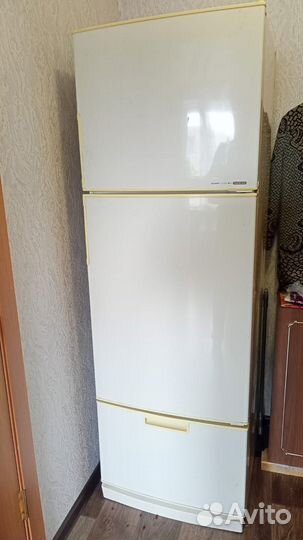 Холодильник Sharp SJ-32VE