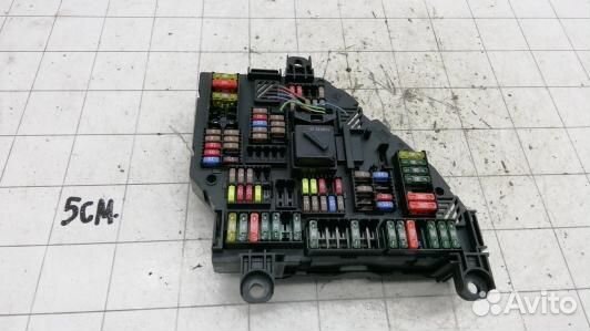 Блок предохранителей BMW 5 F10/F11 (1BA11M101)