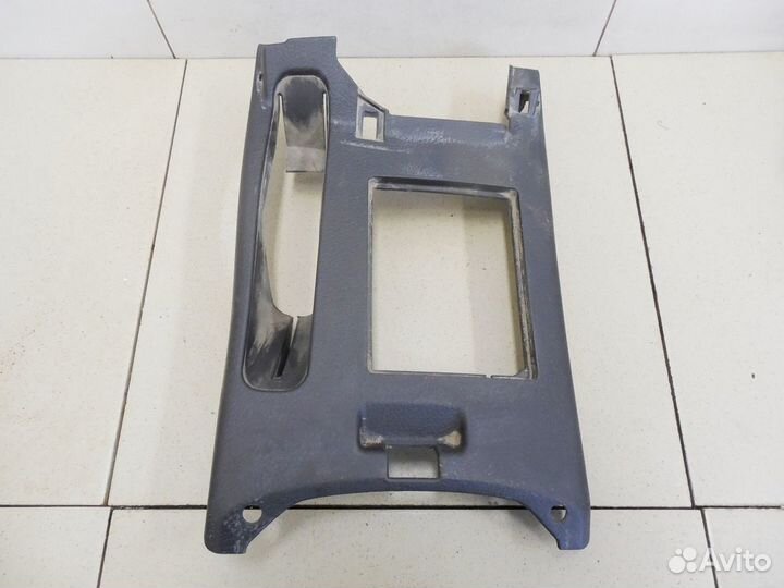 Накладка (кузов внутри) RAV 4 2006-2013