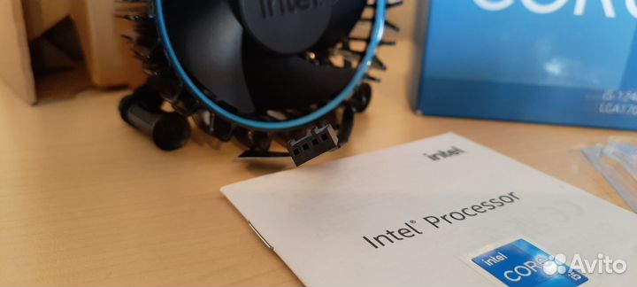 Кулер для процессора Intel Laminar RM1 новый