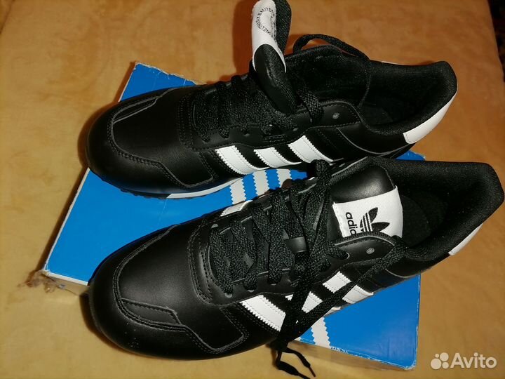 Adidas мужские кроссовки новые