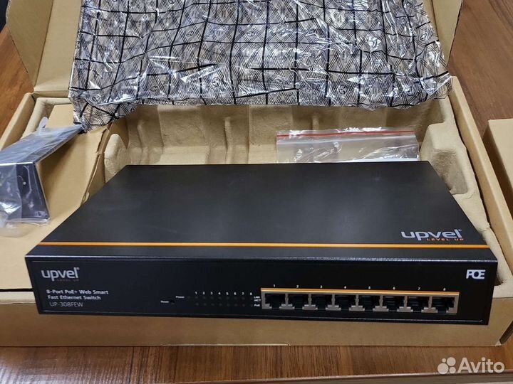 Управляемый коммутатор Upvel UP-308FEW