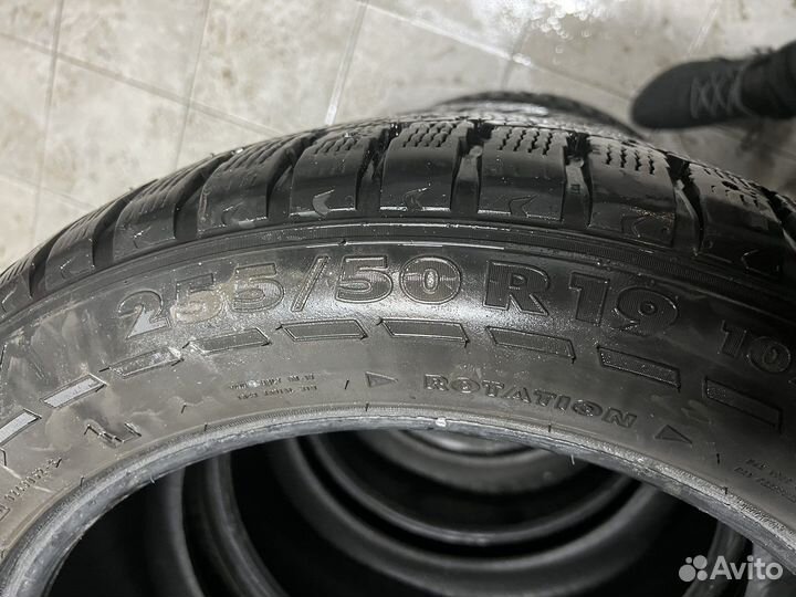 Nokian Tyres Hakkapeliitta 8 SUV 255/50 R19 107