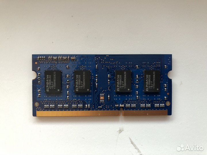Оперативаня память elpida DD3L 2GB 1333Мгц
