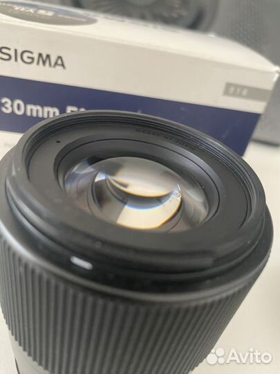 Объектив Sigma 30 mm 1.4 sony e