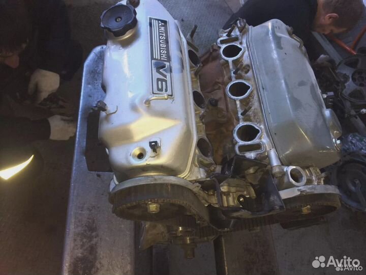 Двигатель Mitsubishi Pajero V23W 6G72