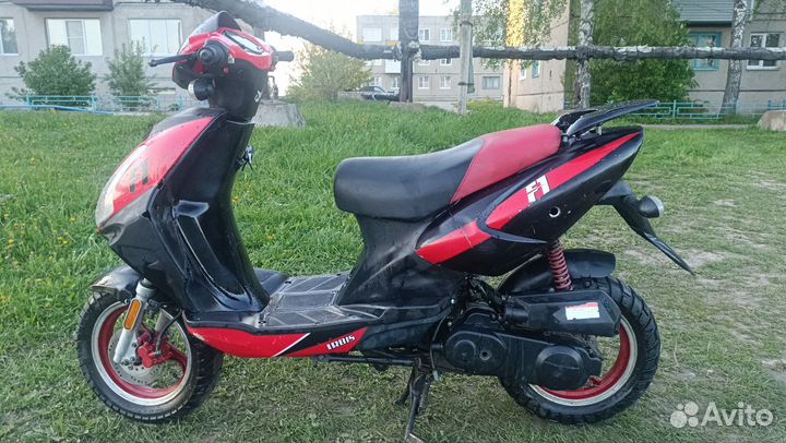 Скутер 80 кубов