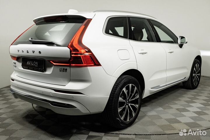 Volvo XC60 2.0 AT, 2024