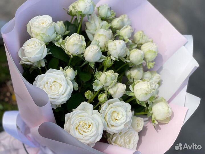 Букет из 9 кустовых роз