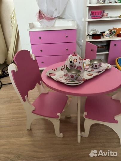Стол кукольный, 2 стула, чайный набор
