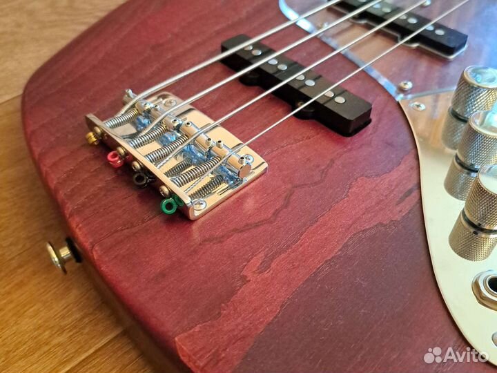 Бас гитара Bacchus Jazz Bass Craft Series