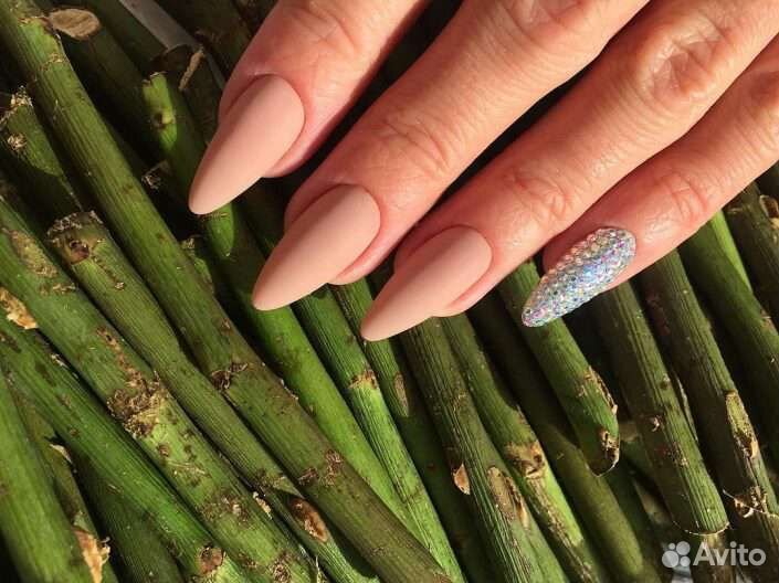 Наращивание ногтей