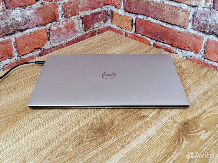 Для работы игр учебы Ноутбук Core i5 FHD Dell XPS