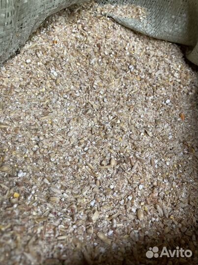 Зерно дробленное (кормовая смесь) 15р/кг