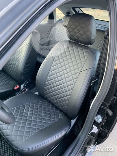 Автомобильные чехлы черный ромб