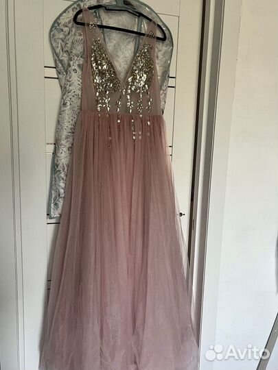 Продам платье
