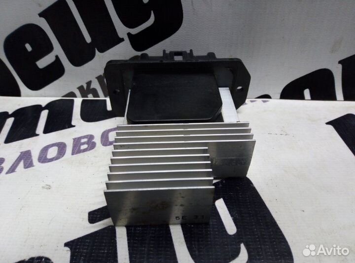 Реостат печки Toyota Ipsum ACM26 2AZ-FE 06.2003