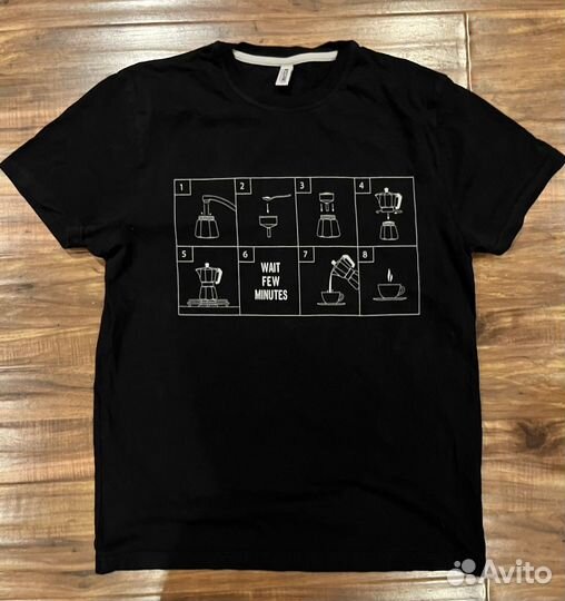 Футболка Moschino