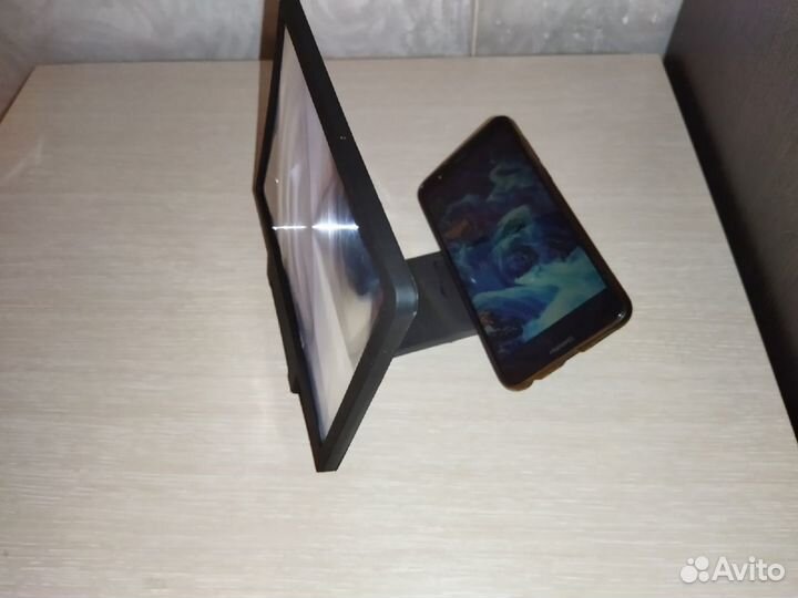 Увеличитель 3D экрана мобильного телефона