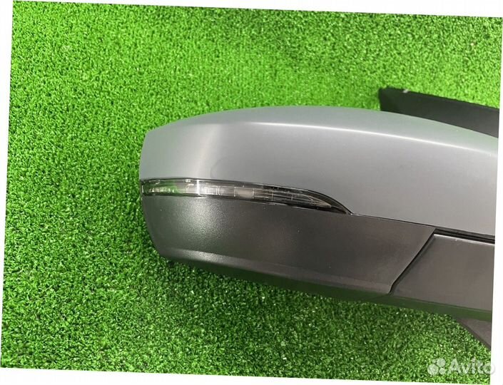 Зеркало правое Polo Sedan