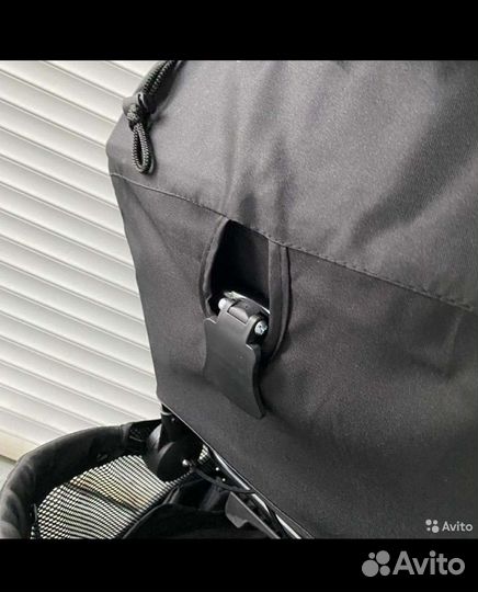 Прогулочная коляска новая