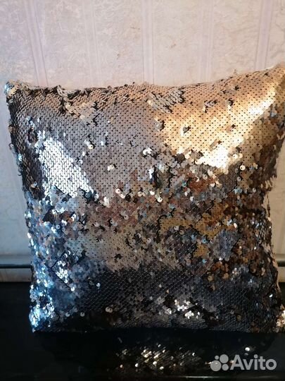 Подушки(перо),декоративные подушки