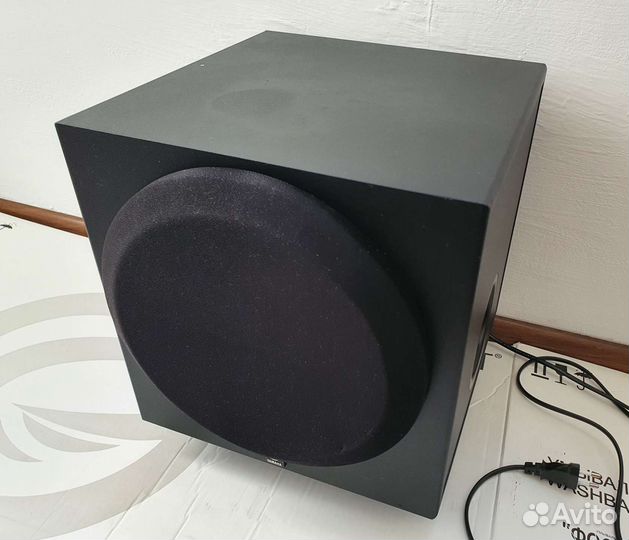 Активный сабвуфер Yamaha YST-SW12