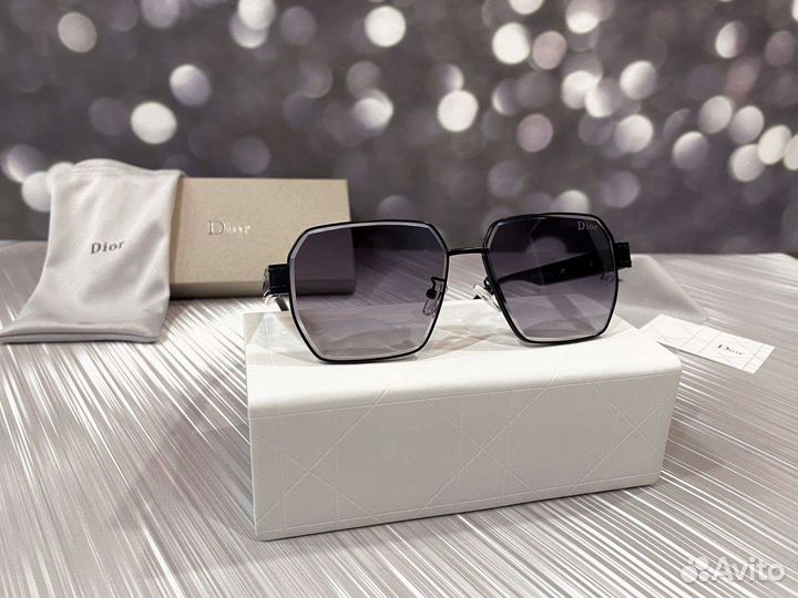 Солнцезащитные очки Dior