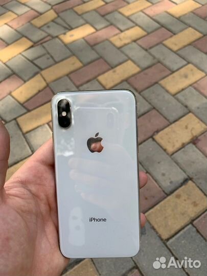 Телефон iPhone x