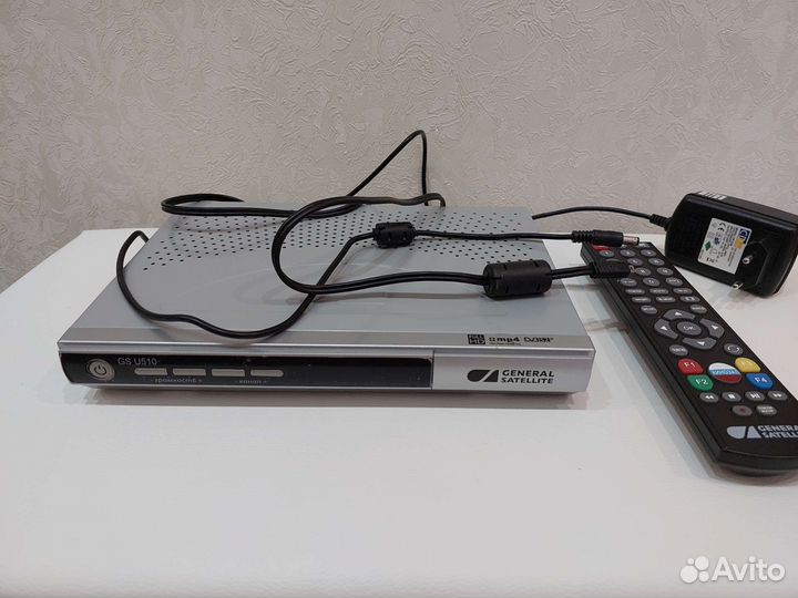 Ресивер триколор GS U510