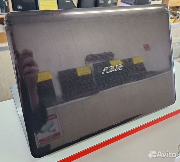 Ноутбук asus X556UQ (i5-6200U, 8Гб DDR4, GeForce 9