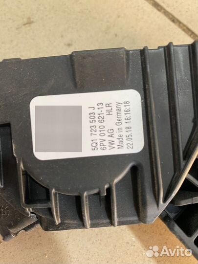 Педаль газа Volkswagen Tiguan 2 2018 1013