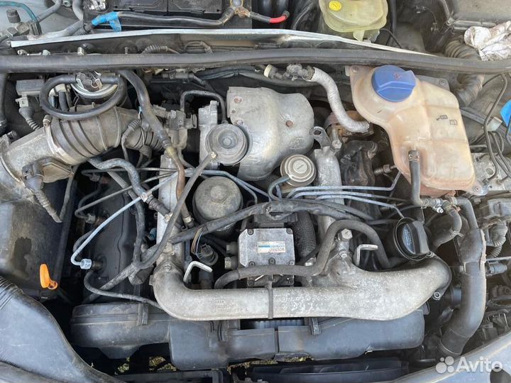 Двигатель 2.5 тди AKN на запчасти / частями