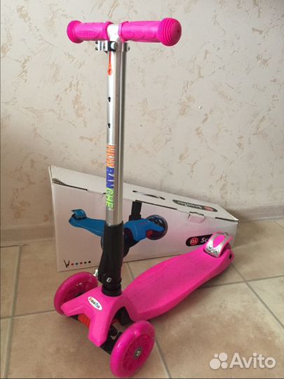 Самокат Scooter Maxi до 60 кг складная ручка