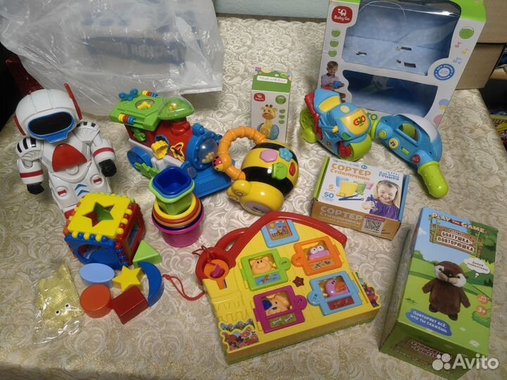 Развивающие игрушки пакетом