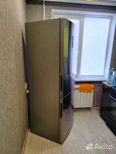 Холодильник haier