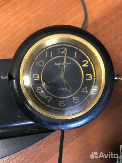 Настольные часы СССР. Златоустовский чз. Карболит
