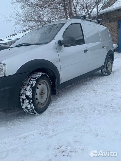 Обвес пластиковый Кросс - Лада Ларгус