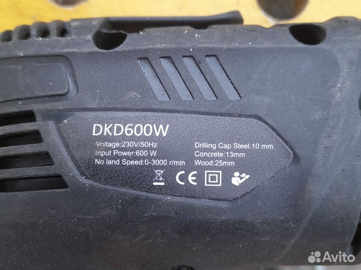 Дрель шуруповерт deko DKD600W