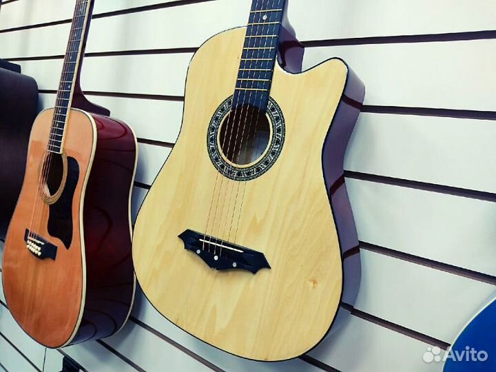 Акустическая гитара новая