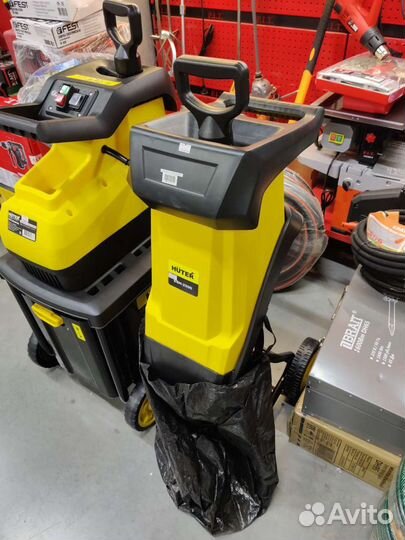 Садовый измельчитель 2500 Вт