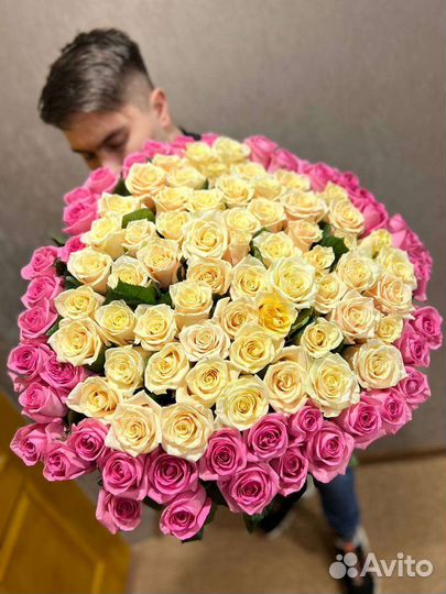 Необычные букеты из 101 розы для вас