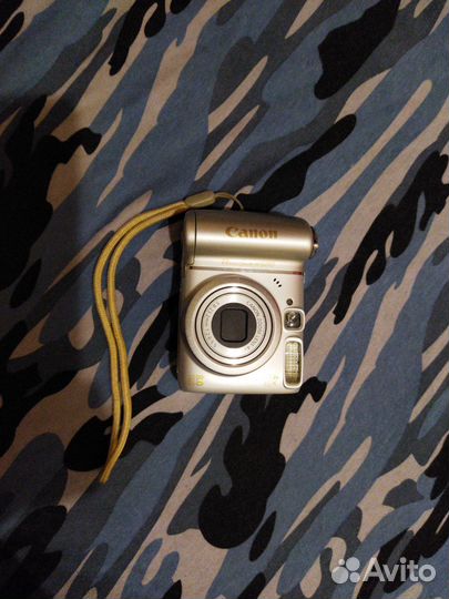 Компактный фотоаппарат canon